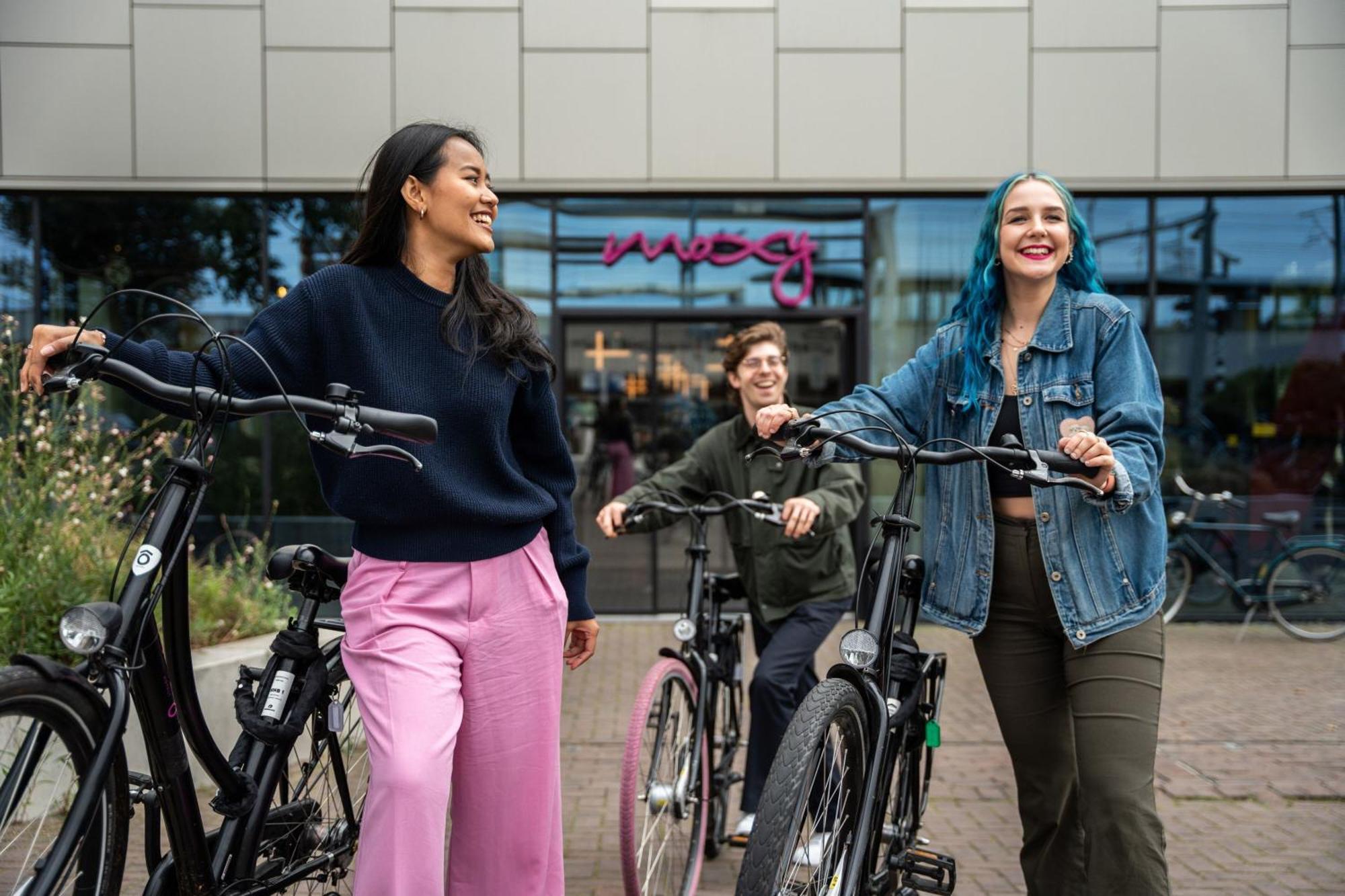 Moxy Utrecht Hotel Ngoại thất bức ảnh