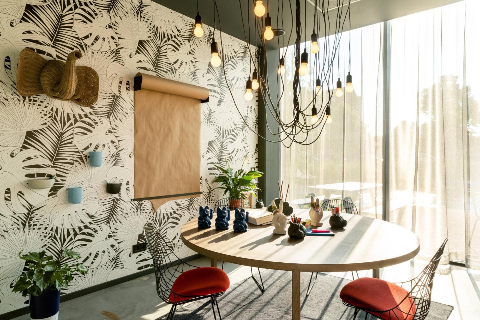 Moxy Utrecht Hotel Ngoại thất bức ảnh