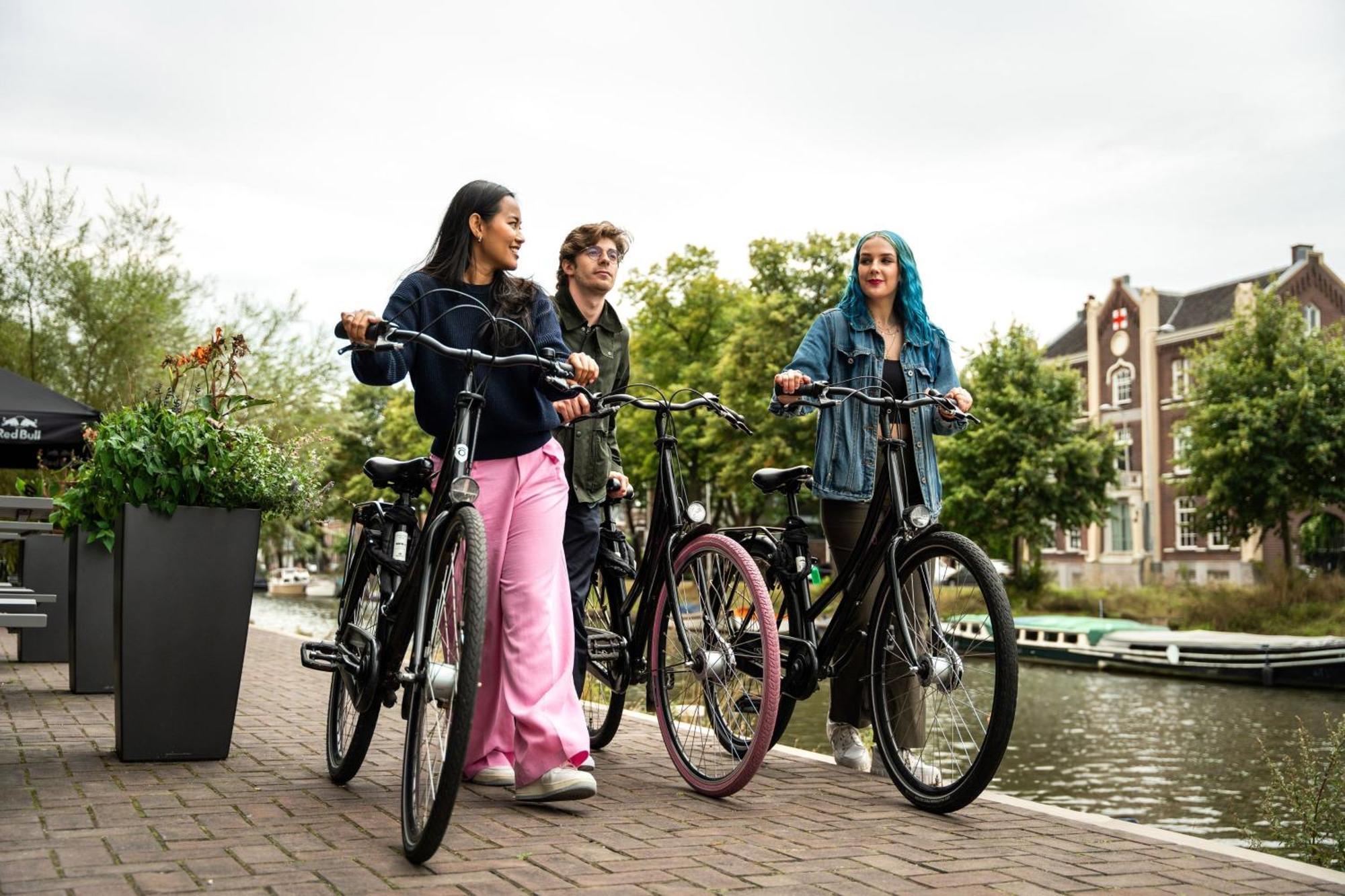 Moxy Utrecht Hotel Ngoại thất bức ảnh