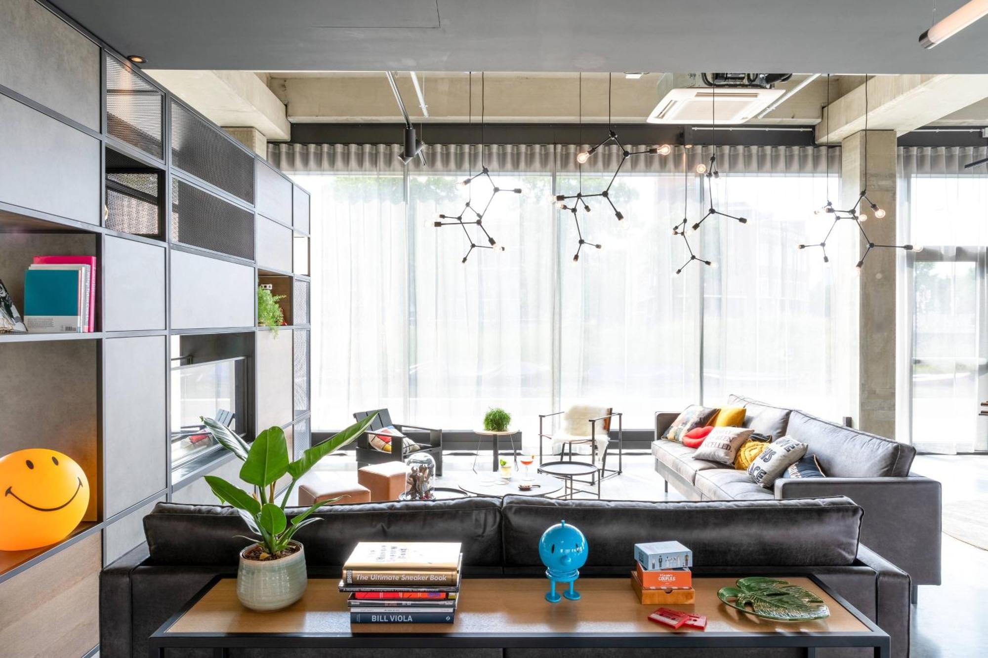 Moxy Utrecht Hotel Ngoại thất bức ảnh