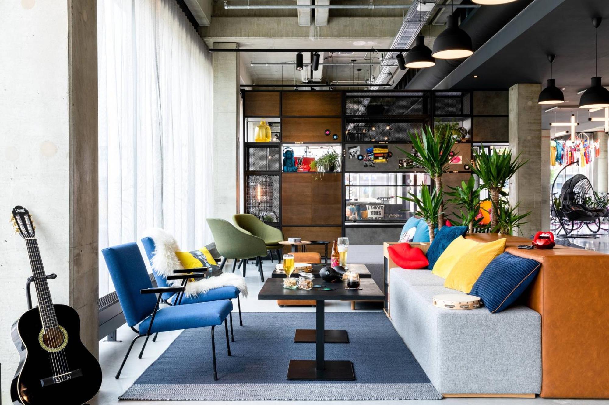 Moxy Utrecht Hotel Ngoại thất bức ảnh