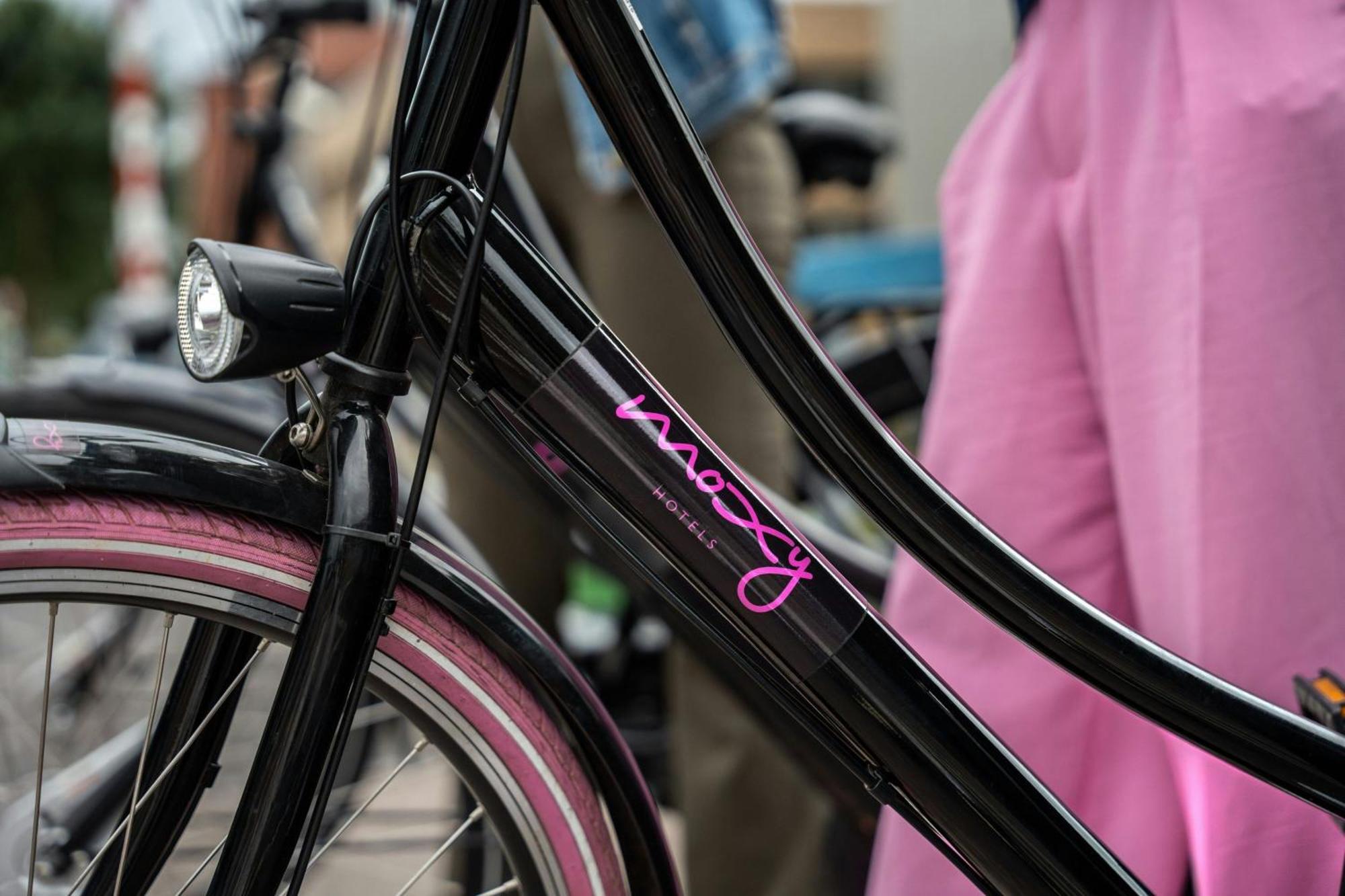 Moxy Utrecht Hotel Ngoại thất bức ảnh